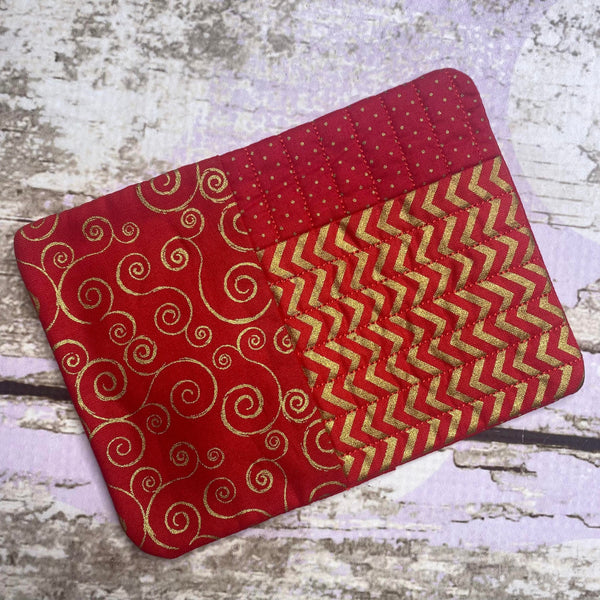 Red and Gold Swirl Mug Rug Set